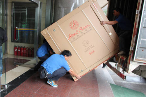 神木钢琴贵重工艺品无忧运